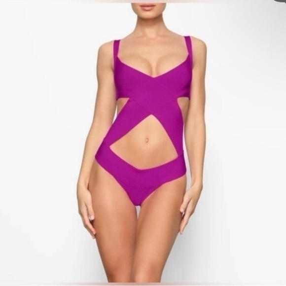 SKIMS (A1) KNIT SWIM MONOKINI ONE PIECE NWT SIZE S